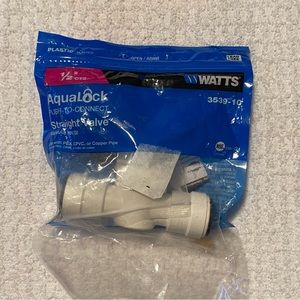 Watts AquaLock Push-To-Connect Straight Valve 3539-10 1/2” CTS